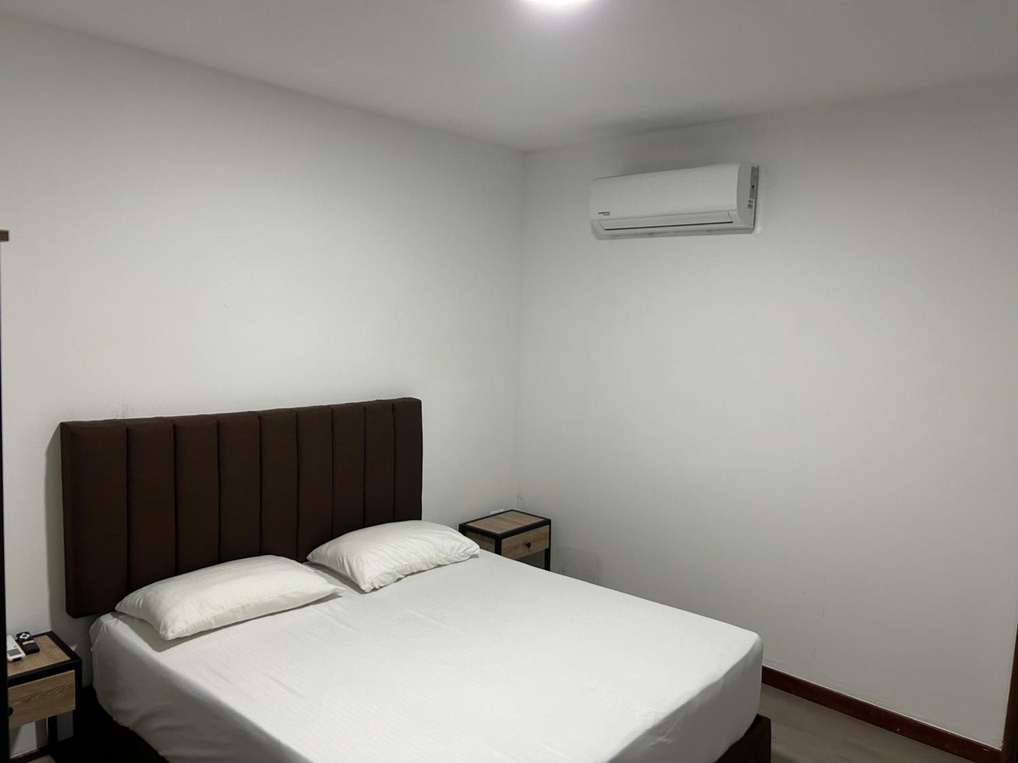 Hotel Gallery By 70 Medellin Luaran gambar