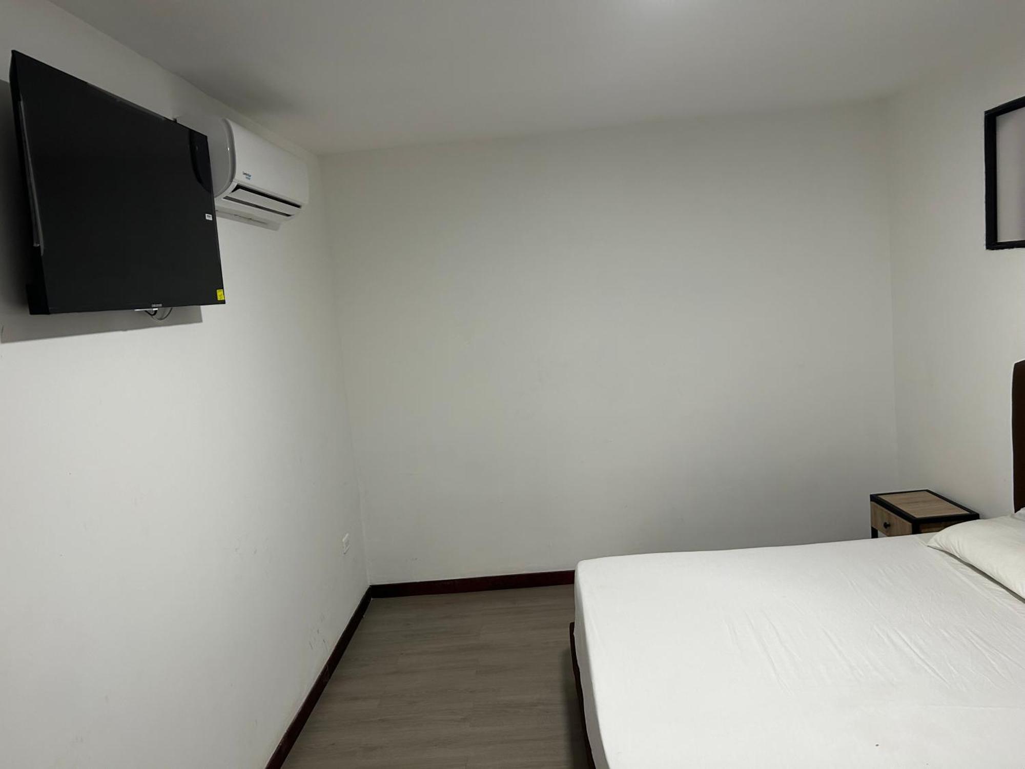 Hotel Gallery By 70 Medellin Luaran gambar