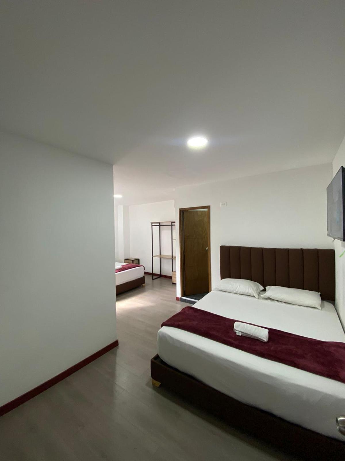 Hotel Gallery By 70 Medellin Luaran gambar