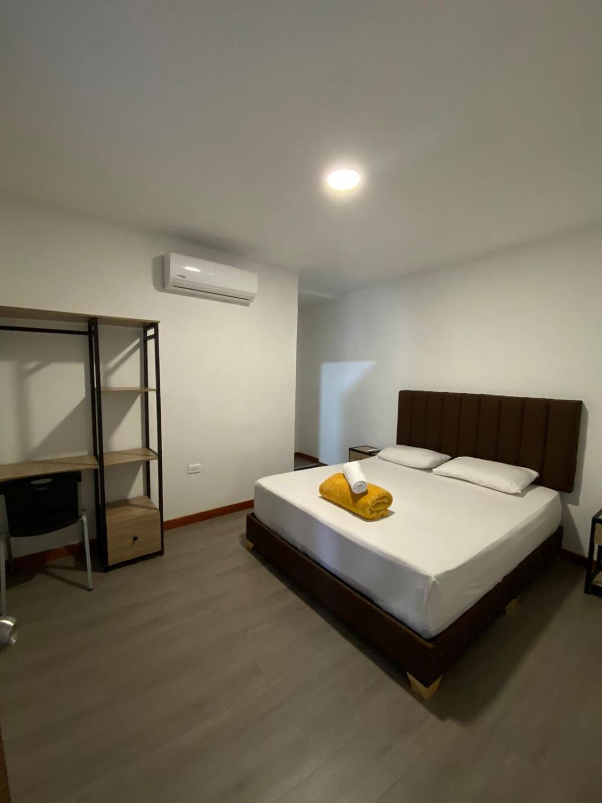 Hotel Gallery By 70 Medellin Luaran gambar