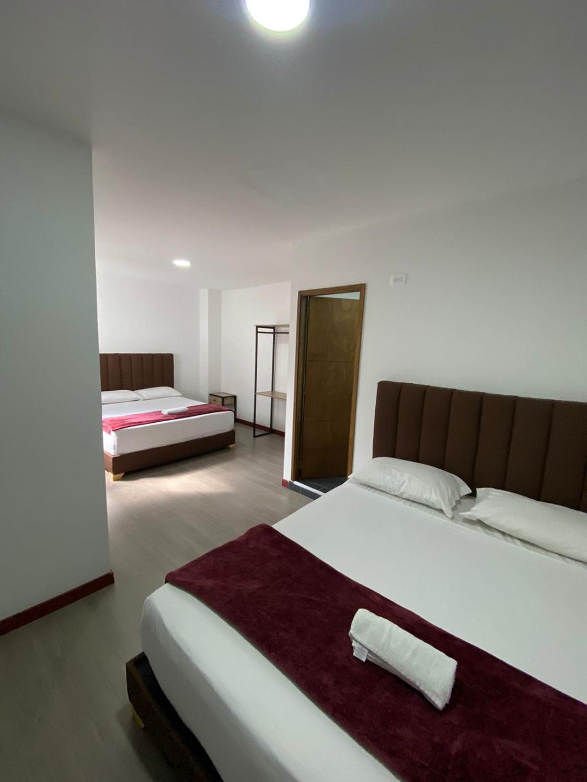 Hotel Gallery By 70 Medellin Luaran gambar